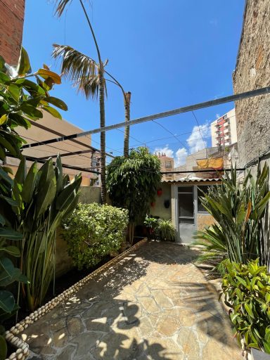 Casa unifamiliar con dos terrazas